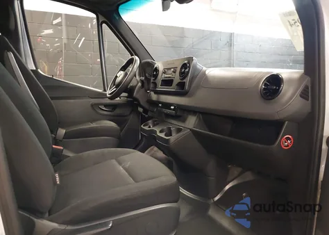 2019 Mercedes-Benz Sprinter 2500 High Roof V6/Standard Roof V6 from USA, damaged, VIN WD3PF0CD7KP054749